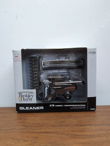 Ertl gleaner a76 - 1/64,